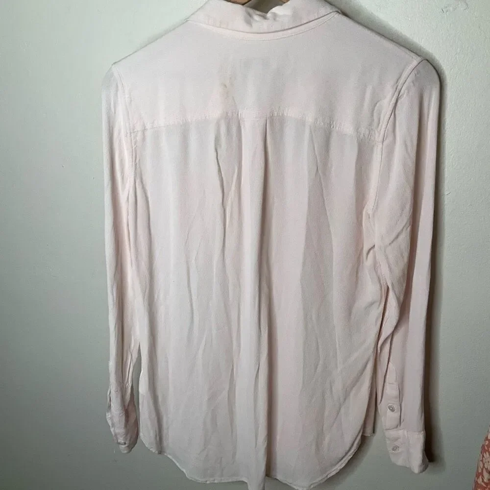 Equipment Signature Button Down Shirt
